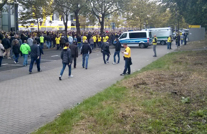 Reduzierte Polizeipräsenz an der Nordtribüne zum Saisonauftakt 2014