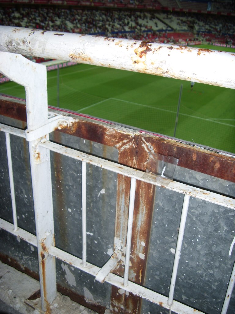 Baufälligkeit im Estadio Ramón Sánchez Pizjuán - Sevilla