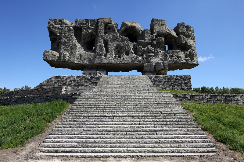 Denkmal in Majdanek