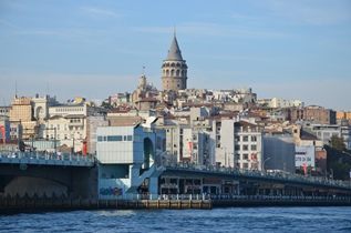 Pulsierendes Leben: Galatabrücke und Beyoglu