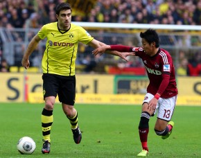 Sokratis gegen Kiyotake.