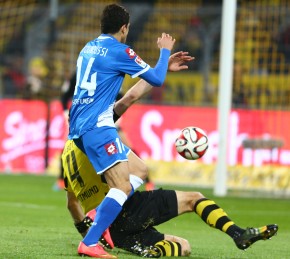 Knifflig: Neven Subotic gegen Tarik Elyounoussi