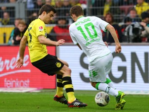 Last season: Sokratis against Kruse