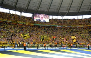 Auch sonst zeigte sich die Kurve stimmgewaltiger als die Bayernfans