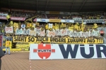 'Sieht so auch unsere Zukunft aus???' (Protestaktion gegen Namensänderungen von Vereinen und der Trikotfarbe - Stichwort: RB Salzburg) - Dortmund in Bremen