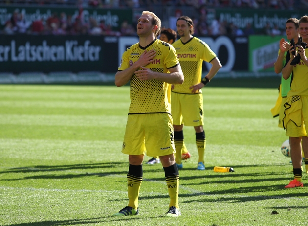 Kringe verabschiedet sich in Lautern von den BVB-Fans