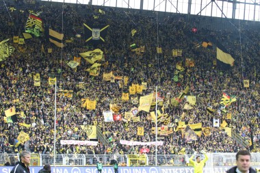 Die Werbefahne wird die Süd vorerst verschonen