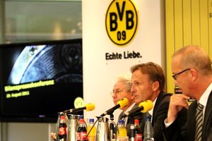 BVB Bilanz-Pressekonferenz 2010/11 - Schneck, Watzke, Treß