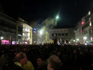 Pyrotechnik auf dem Alten Markt am 5. Mai