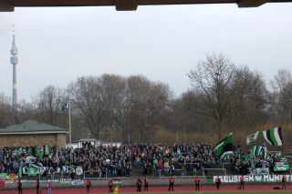 Verstörender Auftritt der SCP Supporter in der Roten Erde