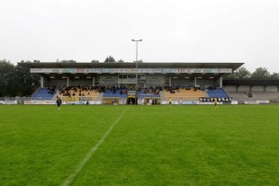 Die Haupttribüne