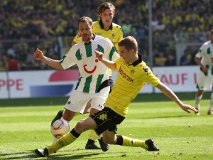 Manni Bender tackling the enemy