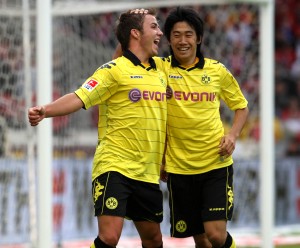 Everybody talks about Mario Goetze (l.) and Shinji Kagawa