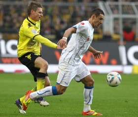 Piszczek im Zweikampf