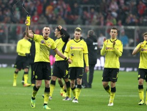 Borussia Dortmund gewinnt in München und feiert