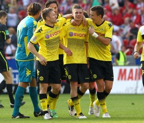 Piszczek after his goal in Mainz