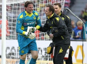 Weidenfeller got injured