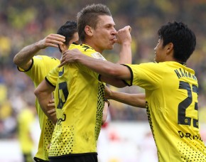 Lukasz Piszczek celebrates his goal