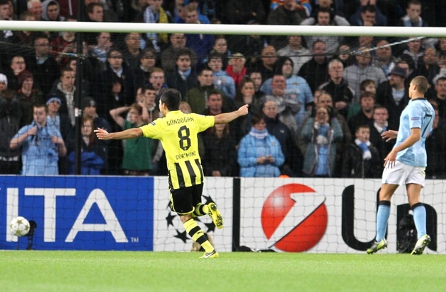 Gündogan celebrates Reus' lead in the first match