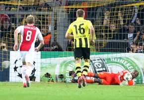 Vermeer hält den Elfmeter von Hummels