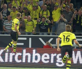 Marco Reus celebrates