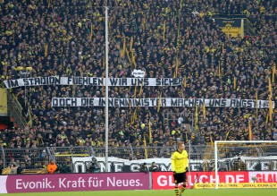 Auch gegen Wolfsburg gab es 12:12 Minuten Stille