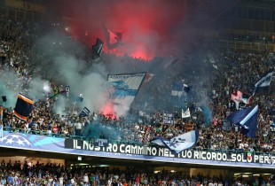 Pyroshow in der Curva A