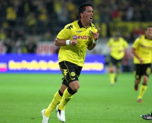 Lucas Barrios war für zwei Tore im Hinspiel verantwortlich