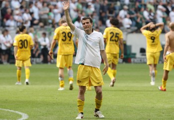 Offside goal kicks BVB out of Euro League