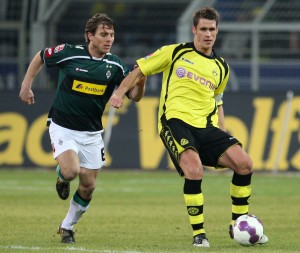 Sebastian Kehl in action