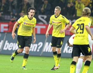 Hummels scores