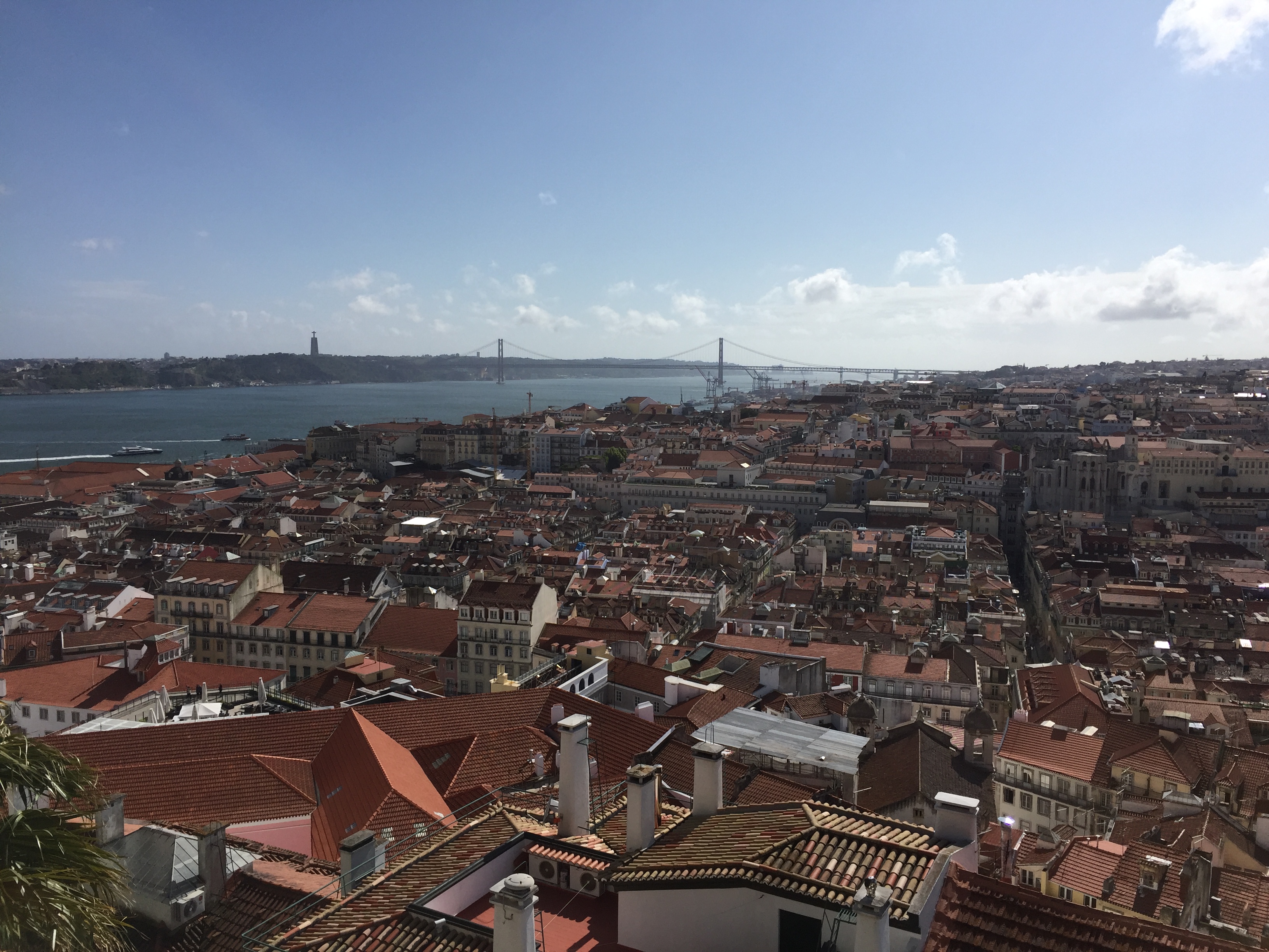 Die "Stadt der sieben Hügel" bietet an zahllosen Aussichtspunkten einen traumhaften Blick