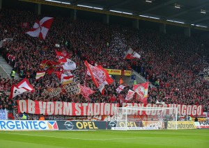 Ob vorm Stadion ebay oder Voagogo...