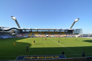 AC Horsens: Neubau mit nettem Flutlicht