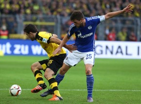 Sokratis gegen Huntelaar