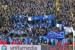 Verkehrte Welt - Die Süd blau geschmückt