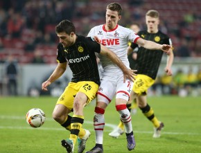 Torschützen unter sich: Papa Sokratis und Simon Zoller