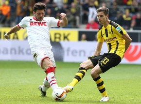 Rekordmann Julian Weigl im Duell