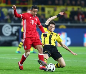 Thiago gegen Weigl