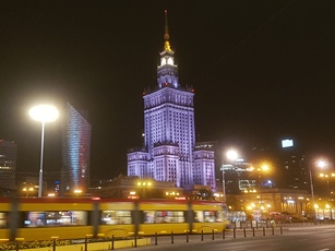 Prägt das Stadbild: Stalins Palast für Kultur und Wissenschaft