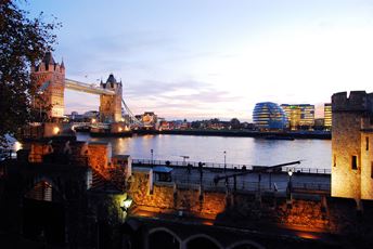 Eines der vielen Londoner Wahrzeichen: Tower Bridge