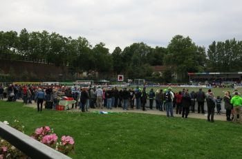 Dorfplatzatmosphäre in der Regionalliga