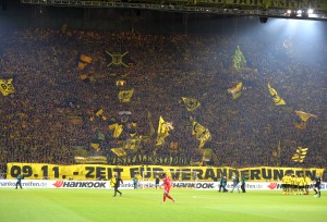 Auch das Fanbündnis Südtribüne Dortmund beteiligte sich am Aktionsspieltag mit einigen Bannern