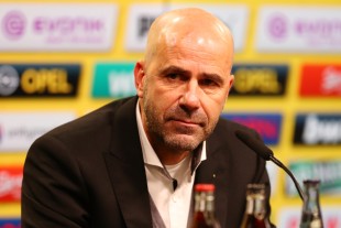 Peter Bosz war mit der zweiten Halbzeit völlig unzufrieden