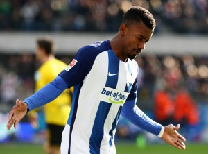 Leichtes Spiel für Salomon Kalou