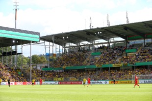 Aufgrund der Streckensperrung bei Rastatt verpassten viele Fans das Spiel im Pokal