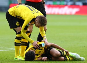 Bitter: Nuri Sahin musste noch in der ersten Halbzeit raus