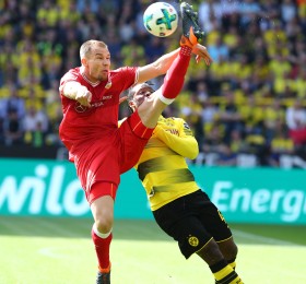 Holger Badstuber gegen Michy Batshuayi