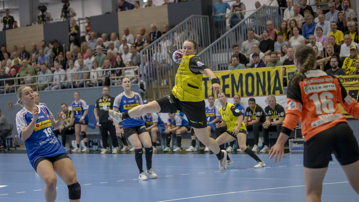 Die Handballerinnen des BVB verlieren an der Ulmenallee.